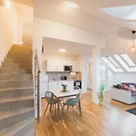 Royal Loft Apartment